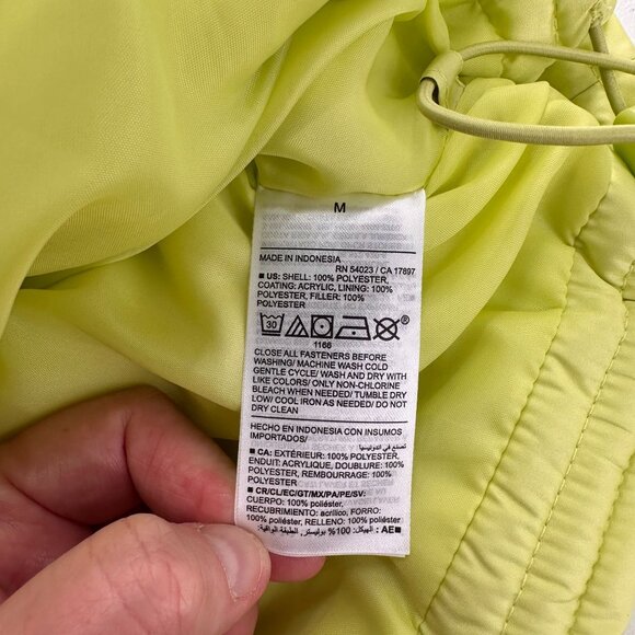 Old Navy Citrine Yellow Puffer Vest M Recycled Lightweight Warm Quilted Outdoor - Picture 3 of 9